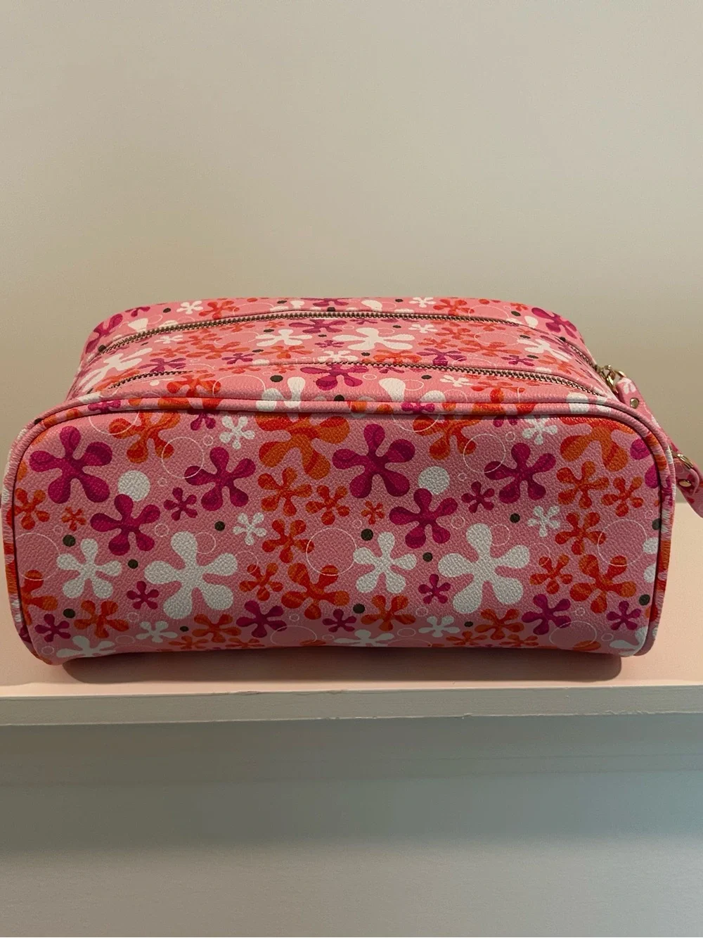 Truly  Sponge Bob Pink Floral Pattern Cosmetic Case